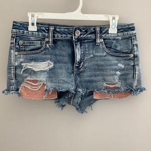 AEO Super stretch destroyed cut off Jean shorts